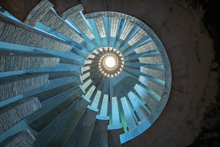 Fine Art Photography for Interiors: Choosing Scale, Photographer and Mounting